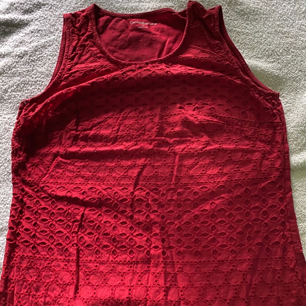 Sonoma Red Tank top size small